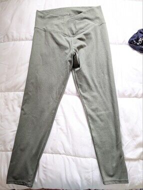 Danskin Sage Darker Green High-Waist Leggings Size Large Crossover Waist